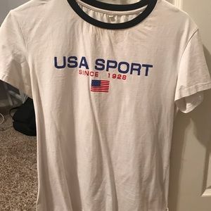 T-shirt with writing.